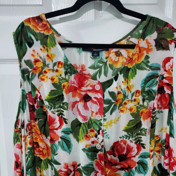 Denim 24/7 Multicolor Floral Sleeveless Button Up Maxi Dress in Size 1X - Picture 3 of 9